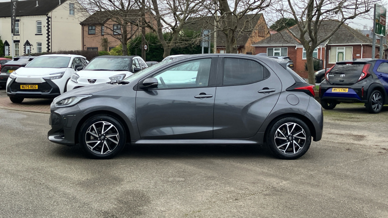 Toyota Yaris 1.5 Hybrid Design 5dr CVT Hybrid Hatchback